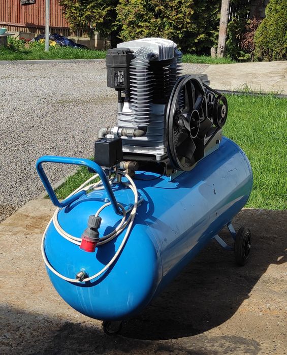 Kompresor 270 litrów 4 kw