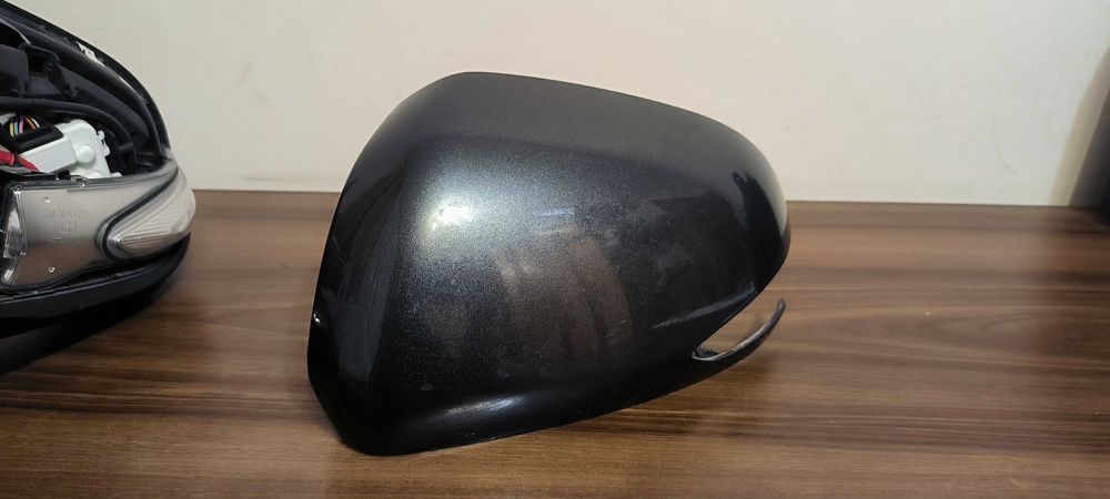 Ліве дзеркало Hyundai Santa Fe 2019 з камерою 87610S2280