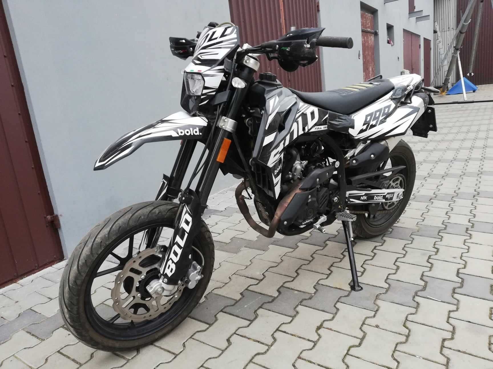 SWM SM125R 2023 ABS katB 15KM (husqvarna)