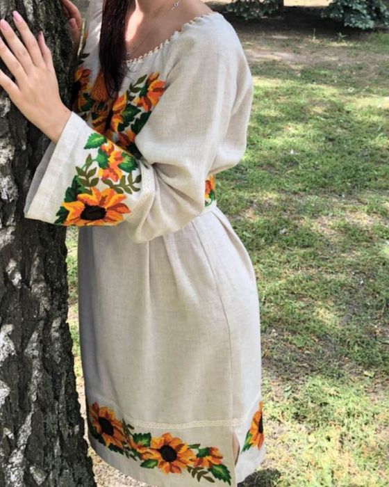 Шара!Терміново продам шикарне плаття з льону вишиванка орнамент соняшн