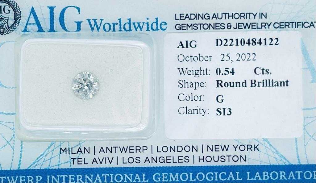 Fantástico diamante 0.54ct