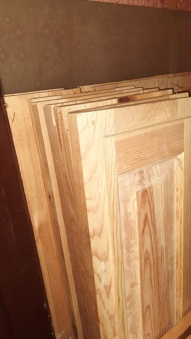 Продаються двері і вікна