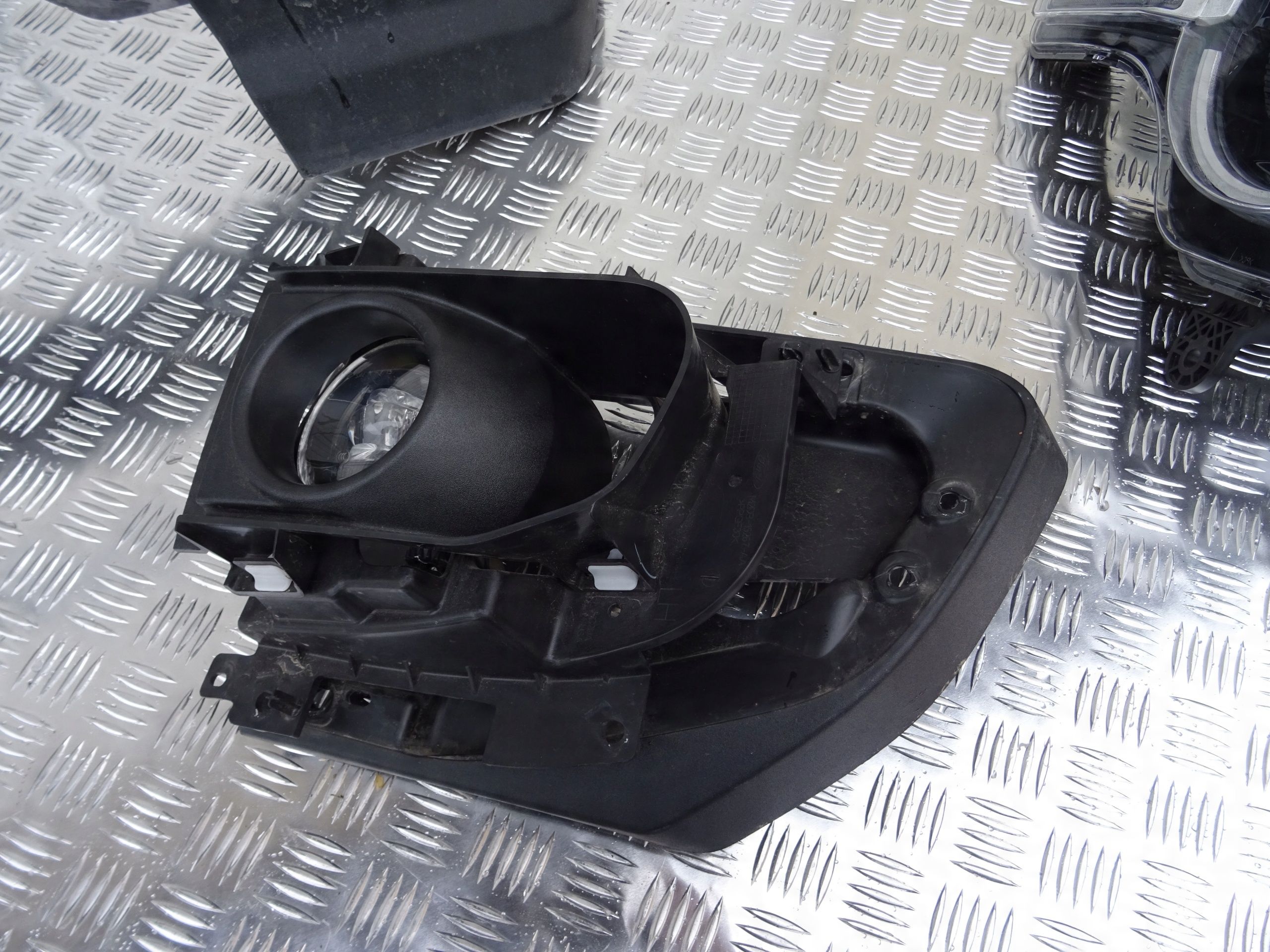Ford Bronco Halogen Led Drl Kratka Mocowanie Zderzak przód l Usa