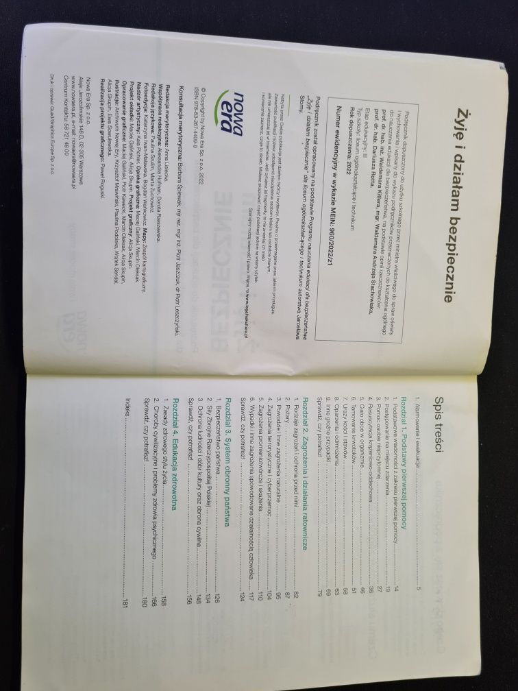 Podręcznik Do EDB "Żyje i działam BEZPIECZNIE" KL1 Liceum/Technikum