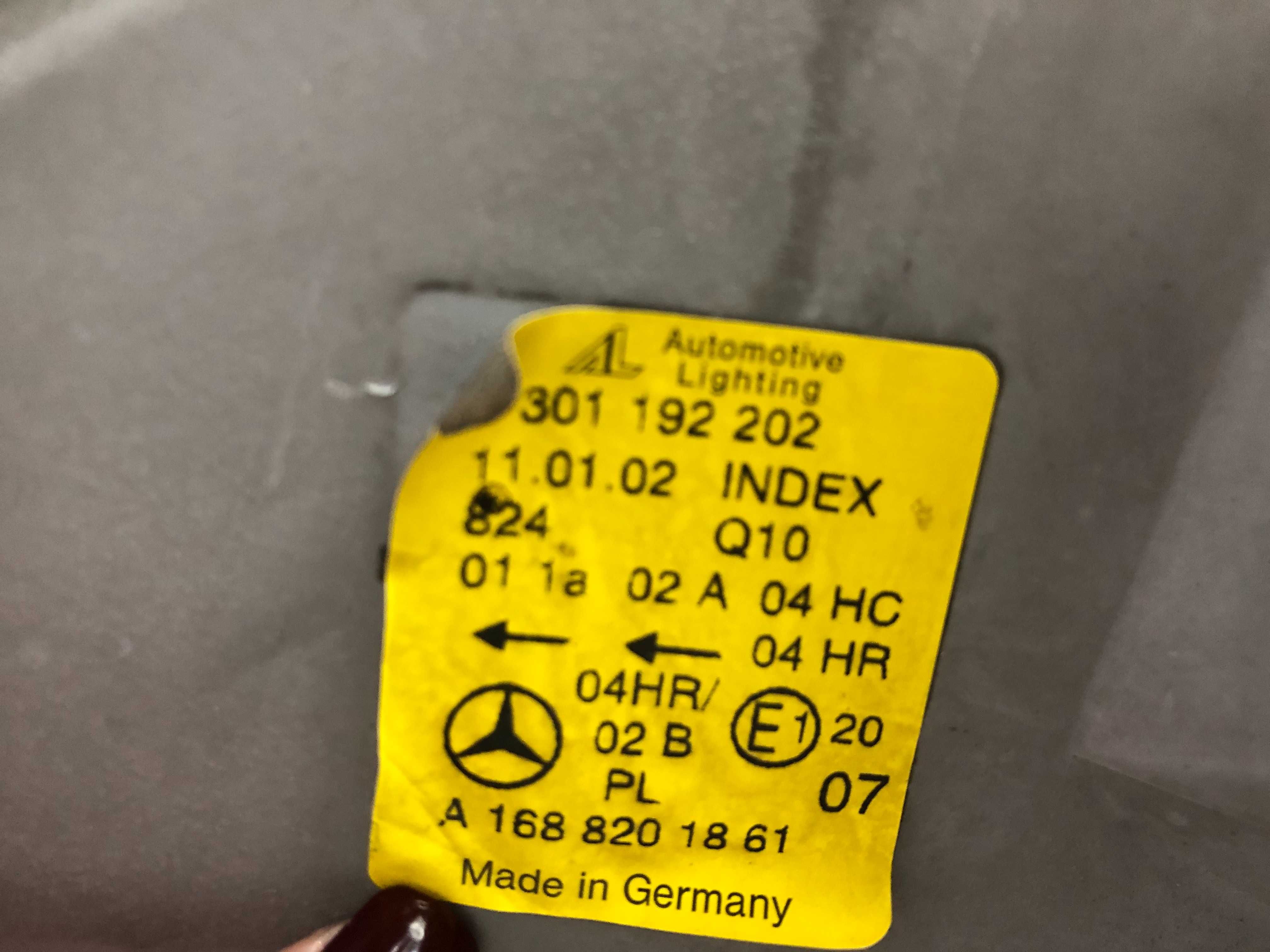 Mercedes A-class w168 A1688201061 A1688201861 фари