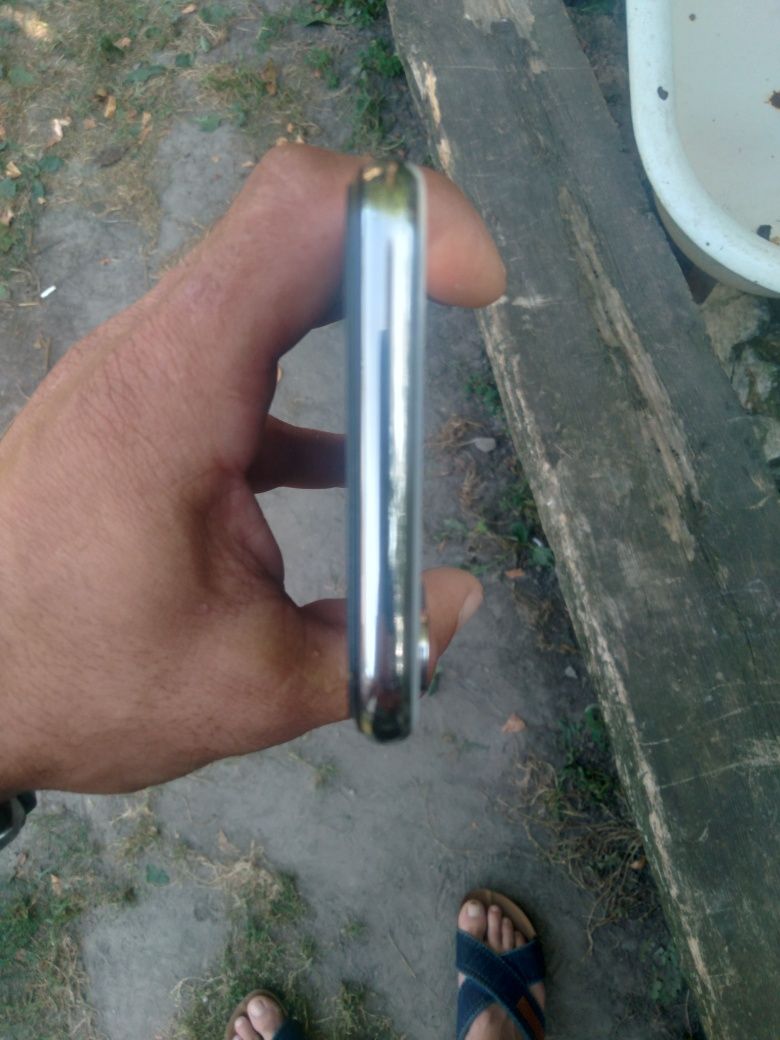 Продам айфон 10 Х