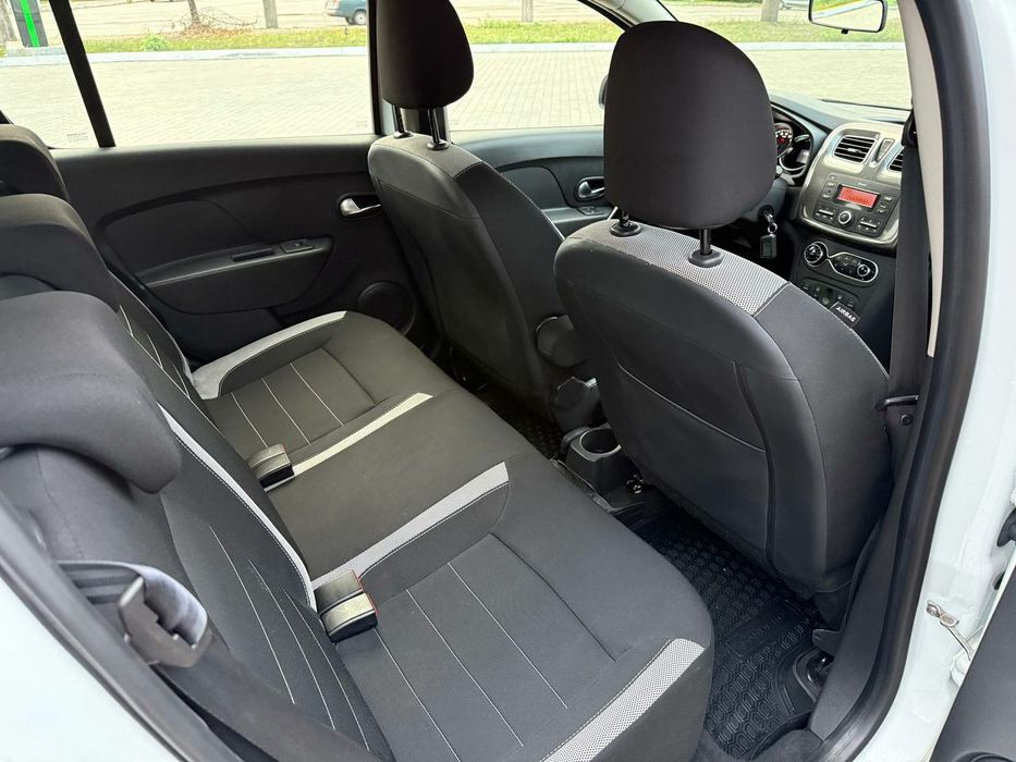 Продам Renault Sandero StepWay 2021