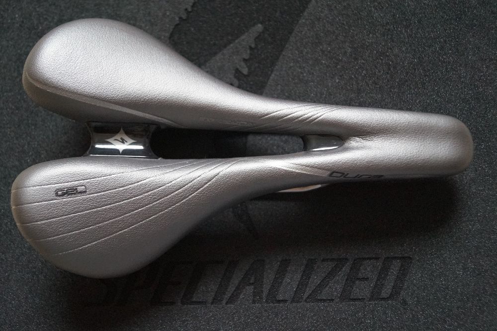 Siodełko rowerowe Specialized Oura Expert GEL 155 mm tytan MTB szosa