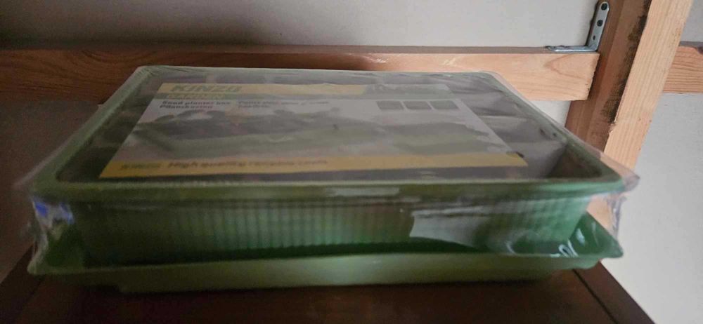 Tacka wysiewna z podstawka