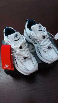 New Balance 530 White Silver Navy 40