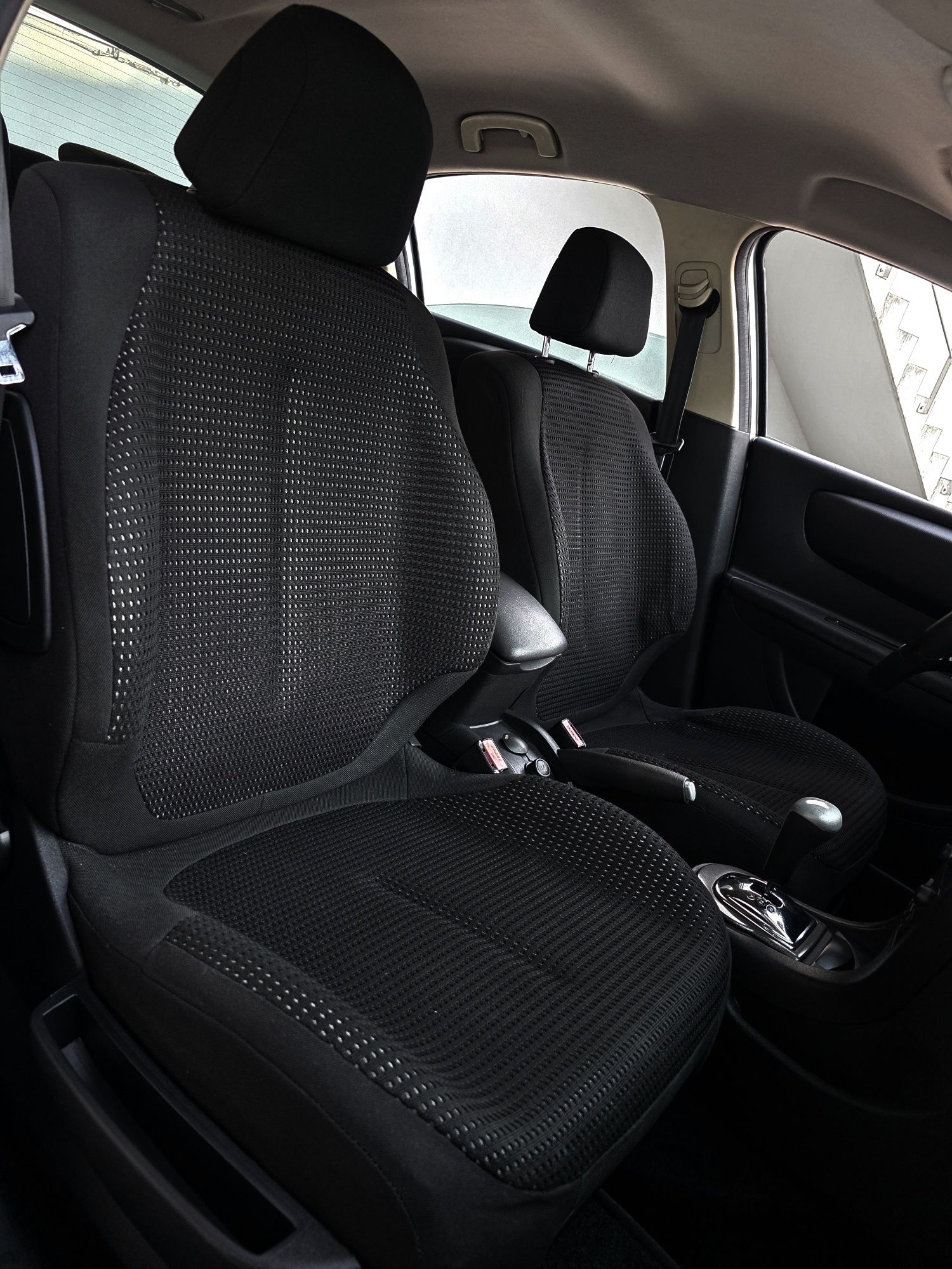 Citroen C4 VTR Pack 1.6HDI 110CV CAIXA AUTOMÁTICA - Excepcional