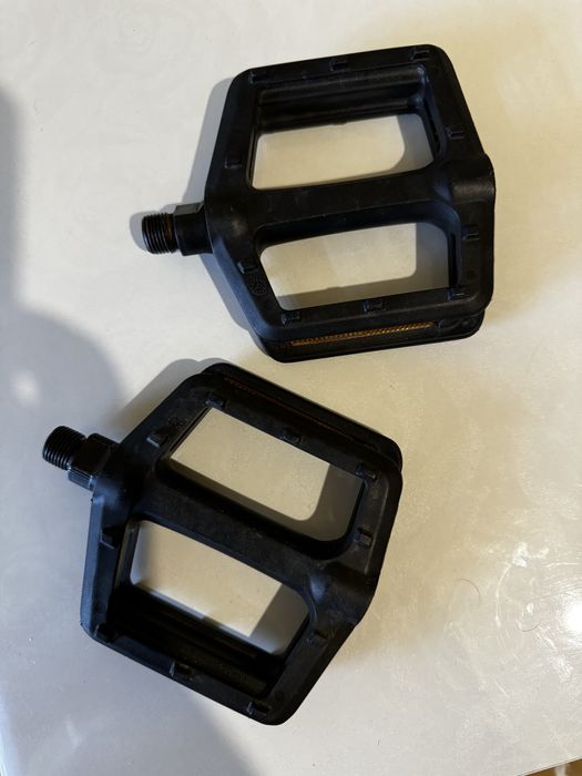 Педалі для велосипеду