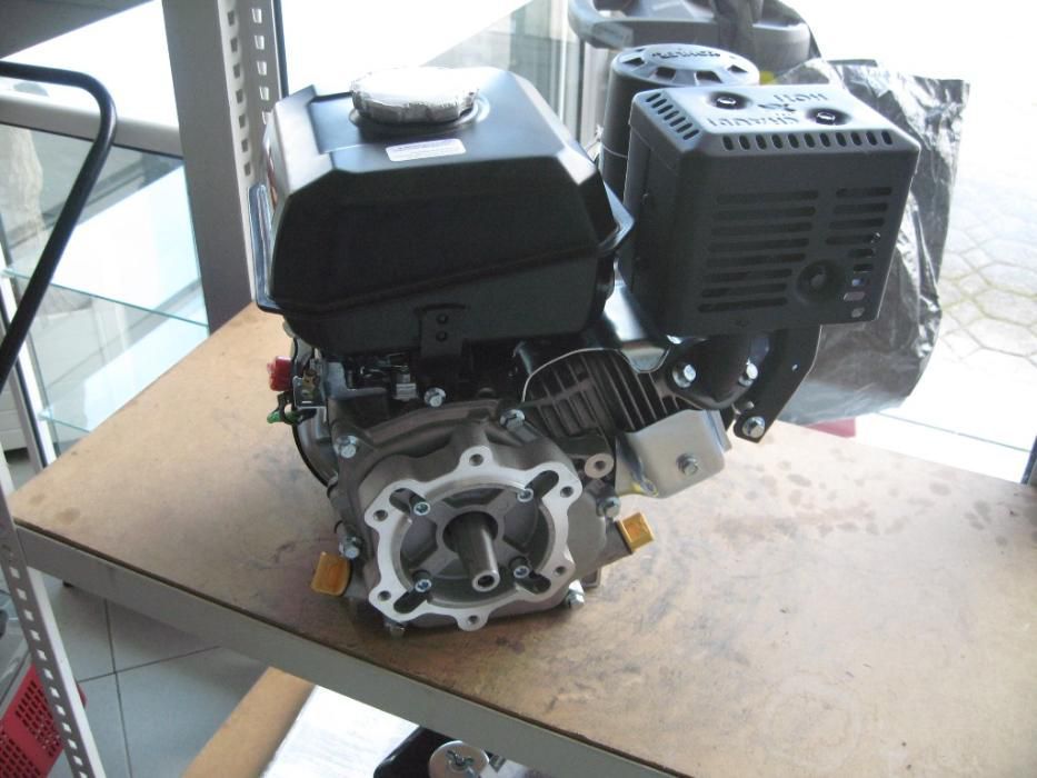 Motor Lombardini Kohler 7 cv ( Novo )