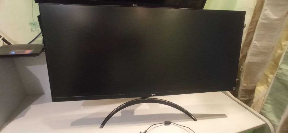 Монітор 34" LG UltraWide сірий екран