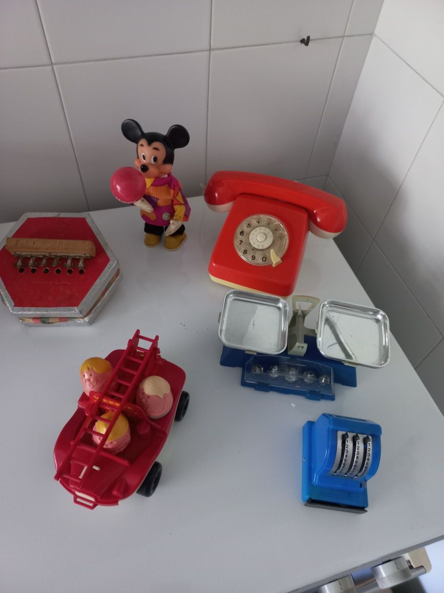 Brinquedos vintage anos 70