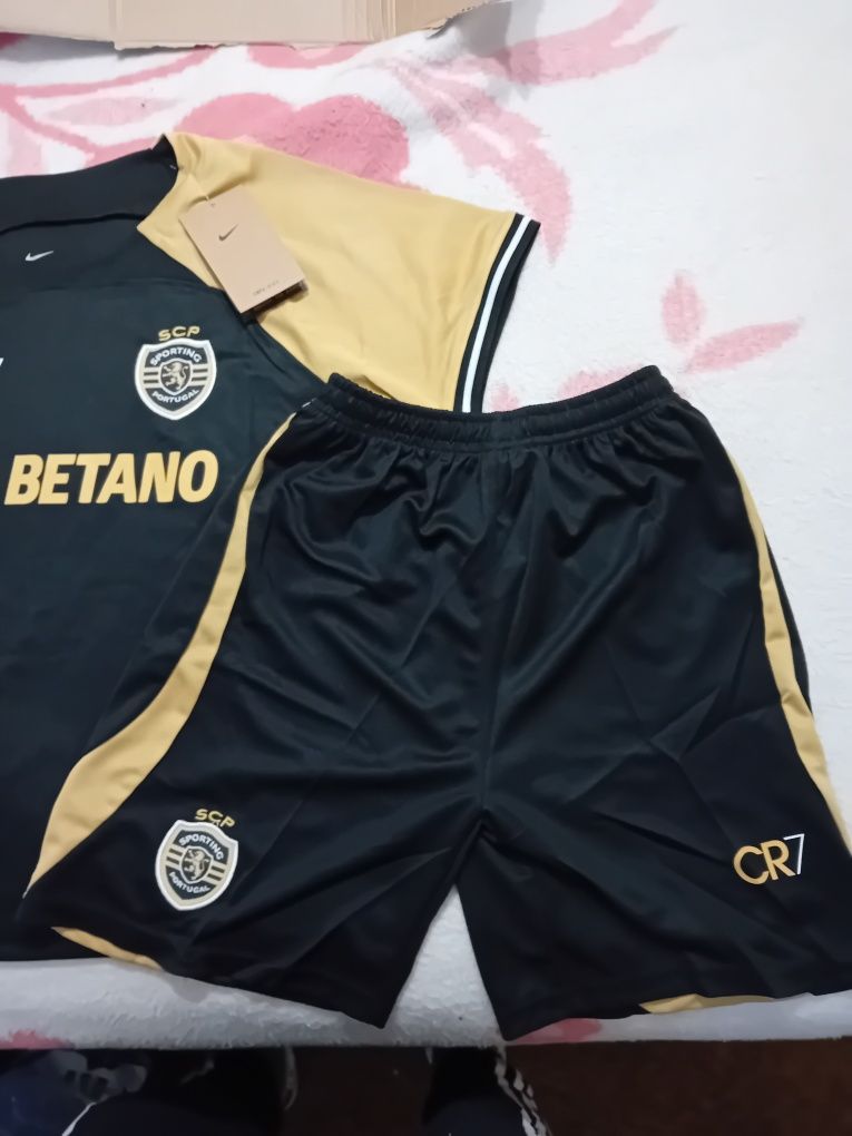 Equipamento criança sporting