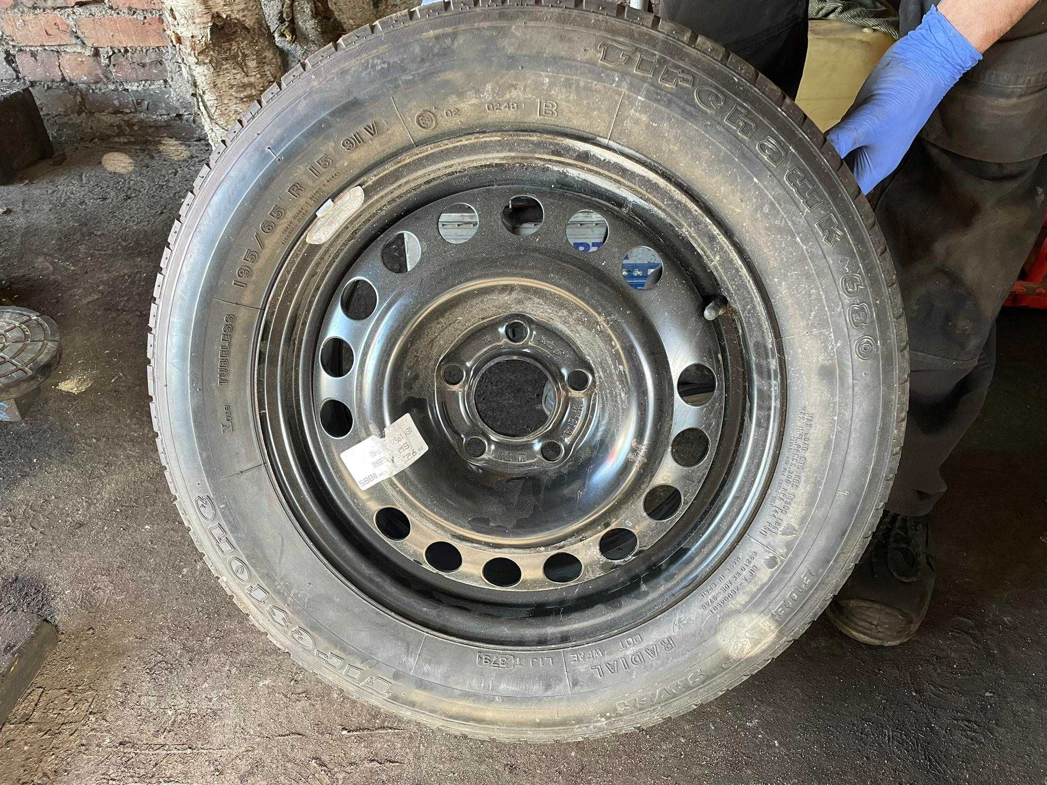 Koło FIRESTONE FIREHAWK 680 195/65/15 +Felga 5x108