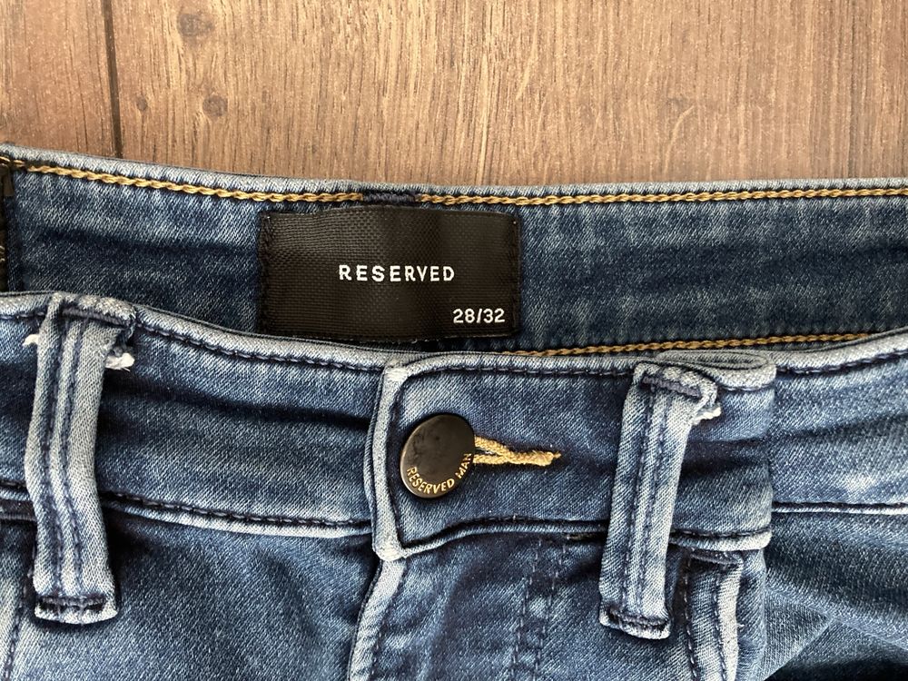Spodnie dżinsy jeansy Reserved 28/32