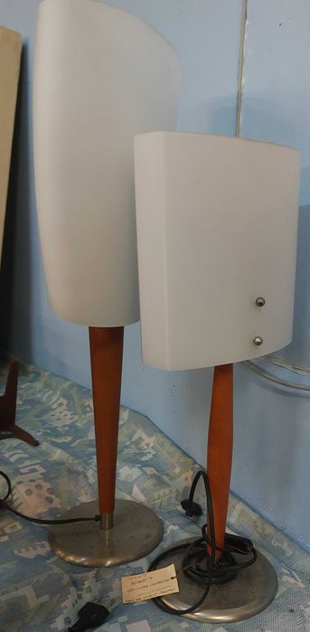 Candeeiros (par) novos.