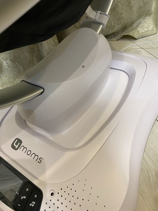 Заколисуючий центр 4moms mamaroo 4.0 качель крісло гойдалка + вкладиш