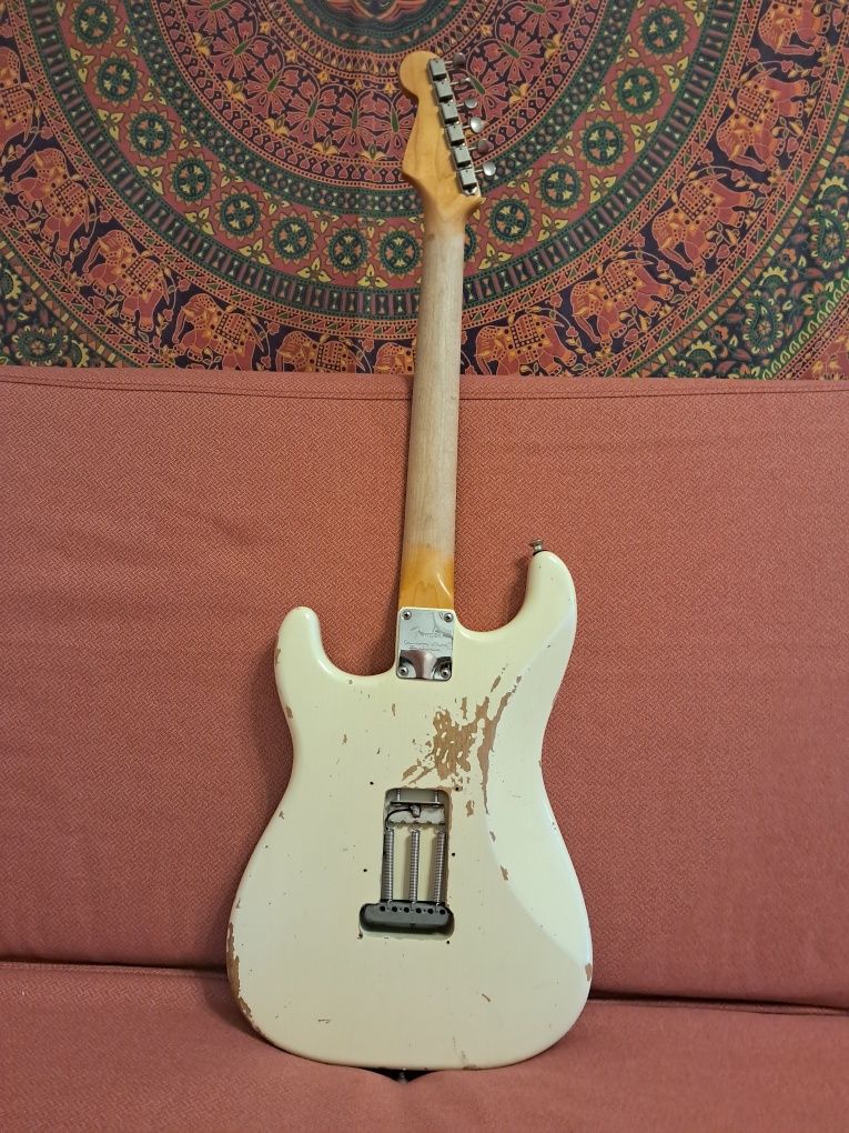 Fender Classic Player 60s Stratocaster nitro refinish relic