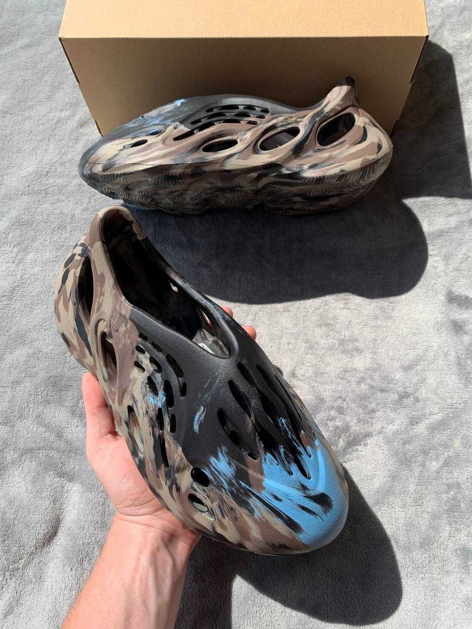 Yeezy foam runner 43 Cinder nowe oryginalne!