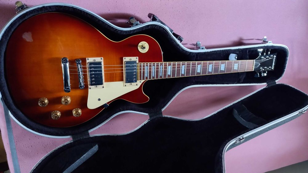 Futerał na gitarę elektryczną