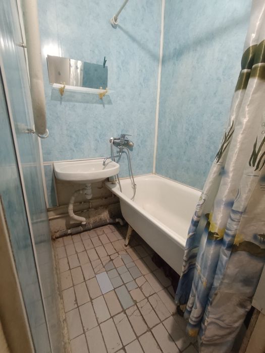 Сдам 2 комнатную квартиру на Одесской, рядом с Классом