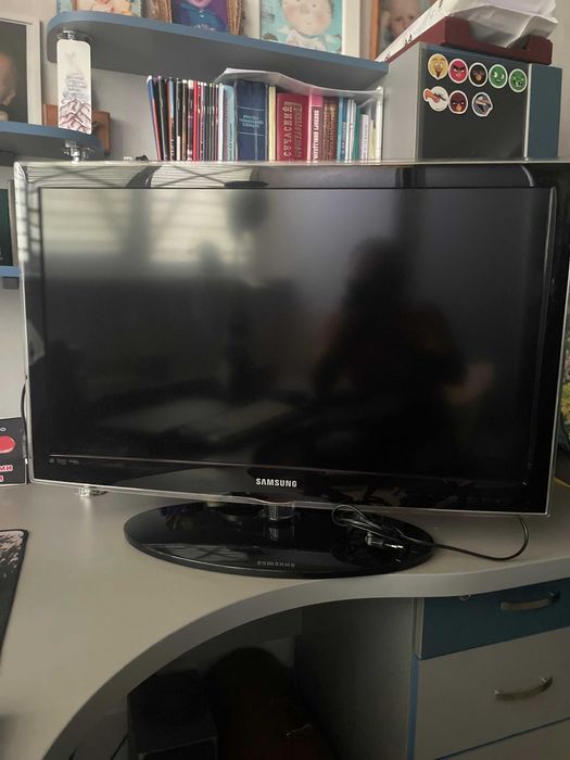 Телевизор LED Samsung UE32C4000PW