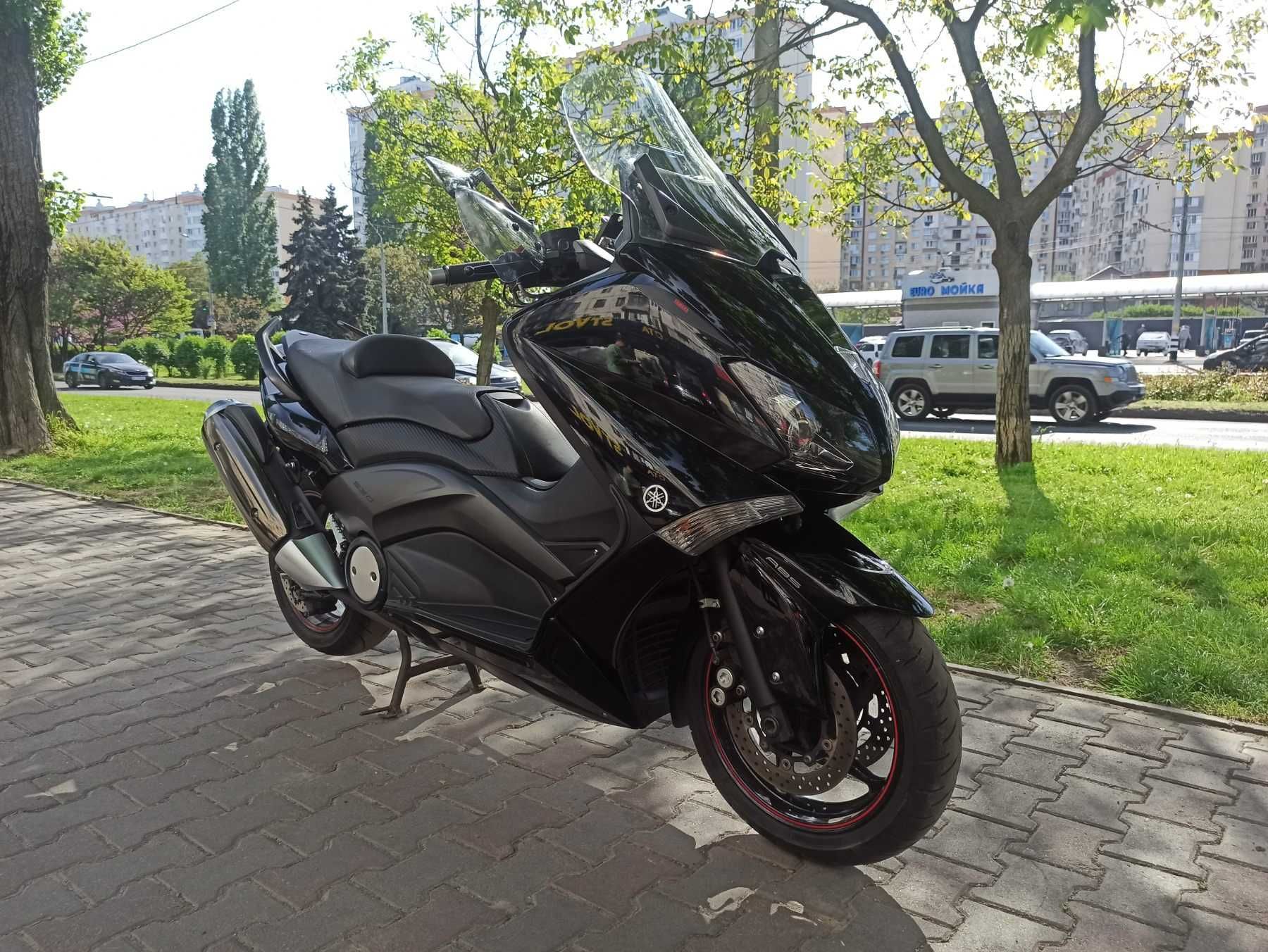 Yamaha T-Max 530 2013