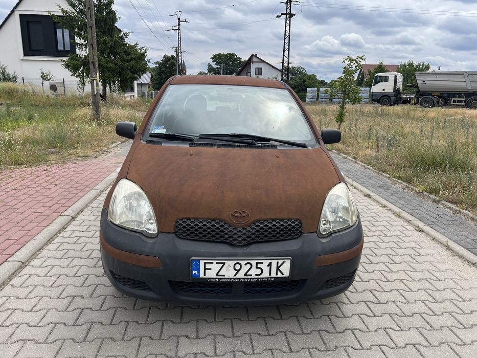 Toyota Yaris 1.0 65KM 2003r. "Rusty look"