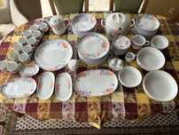 Serwis 12 os obiadowo - kawowy porcelana Karolina 80 elementów piękny