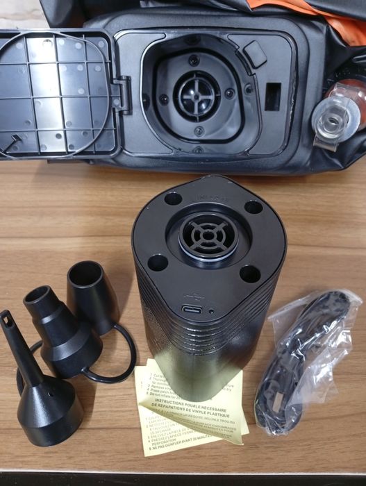 Materac z wbudowaną pompką bezprzewodową luxchoice 190x99x40 cm