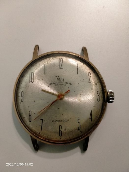 Продам годинник ,