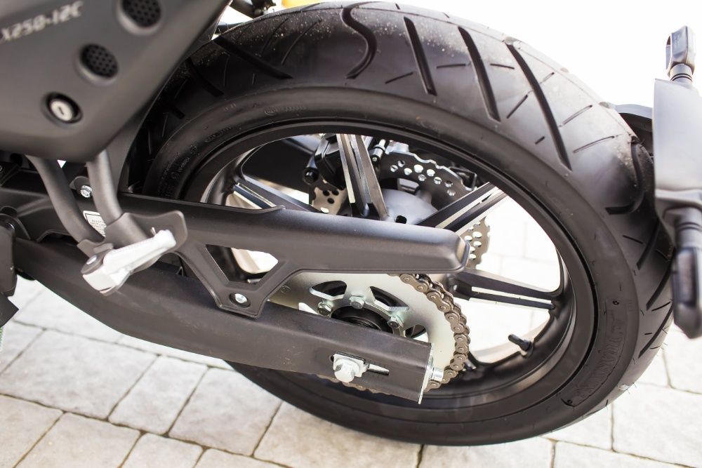 LONCIN LX250-12C AC4 мотоцикл