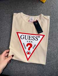 Новая женская футболка Guess