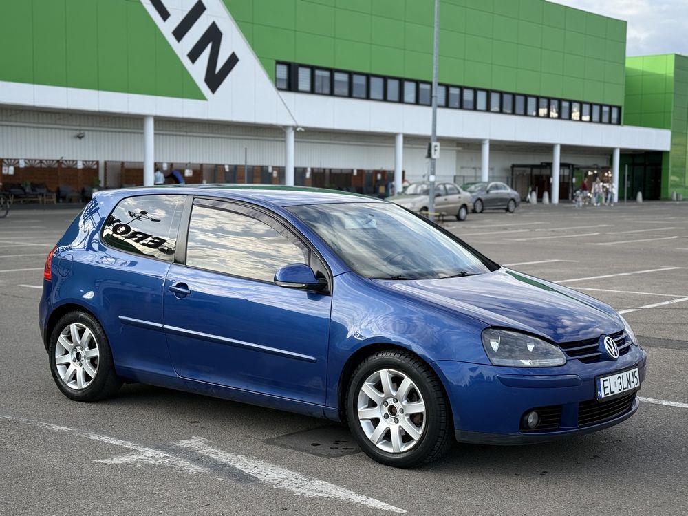 Volkswagen Golf 5 Stan Bardzo Dobry!! Bez korozji !! 1.6 beznyna