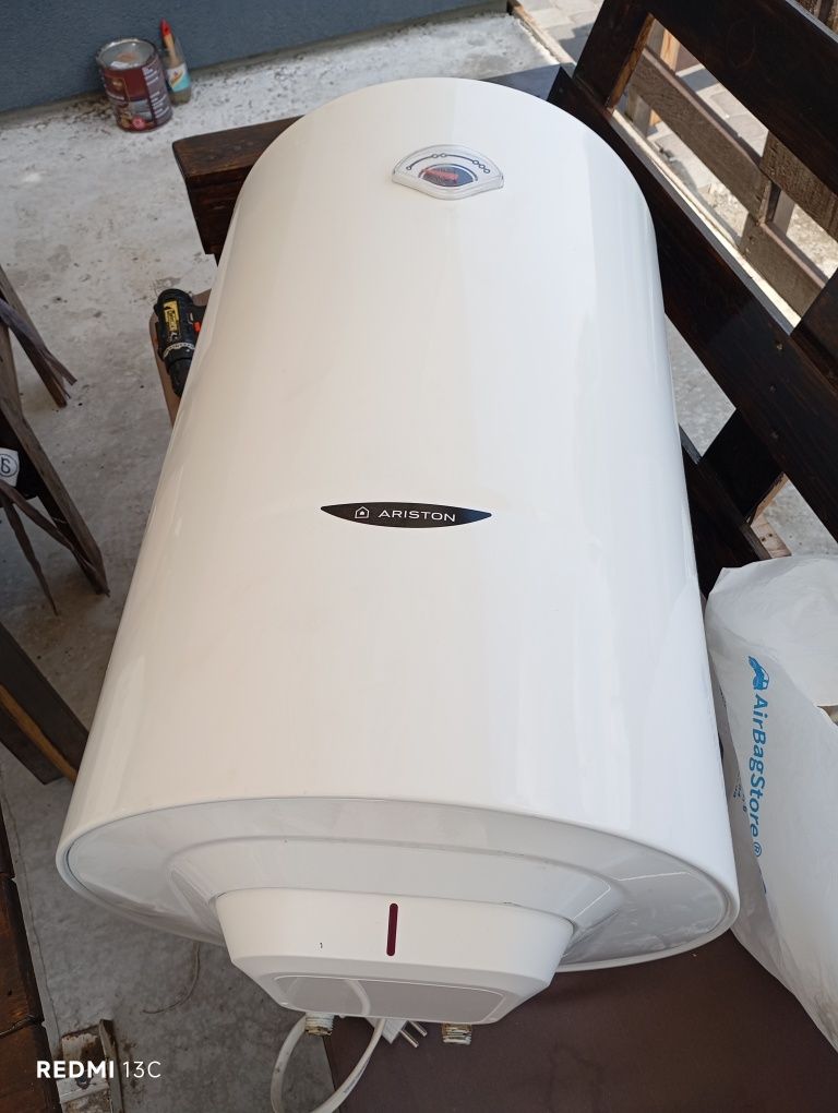 Бойлер Ariston 80L