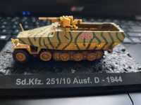 Wóz bojowy Sd. Kfz. 251/10 Ausf. D -  1944