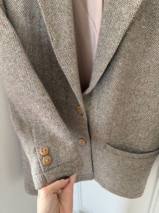 Жіночий шерстяний піджак