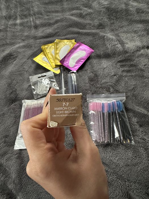 Для брів фарба пензлики та ін