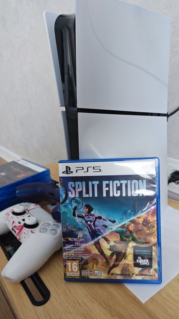 Диск Split fiction PlayStation 5