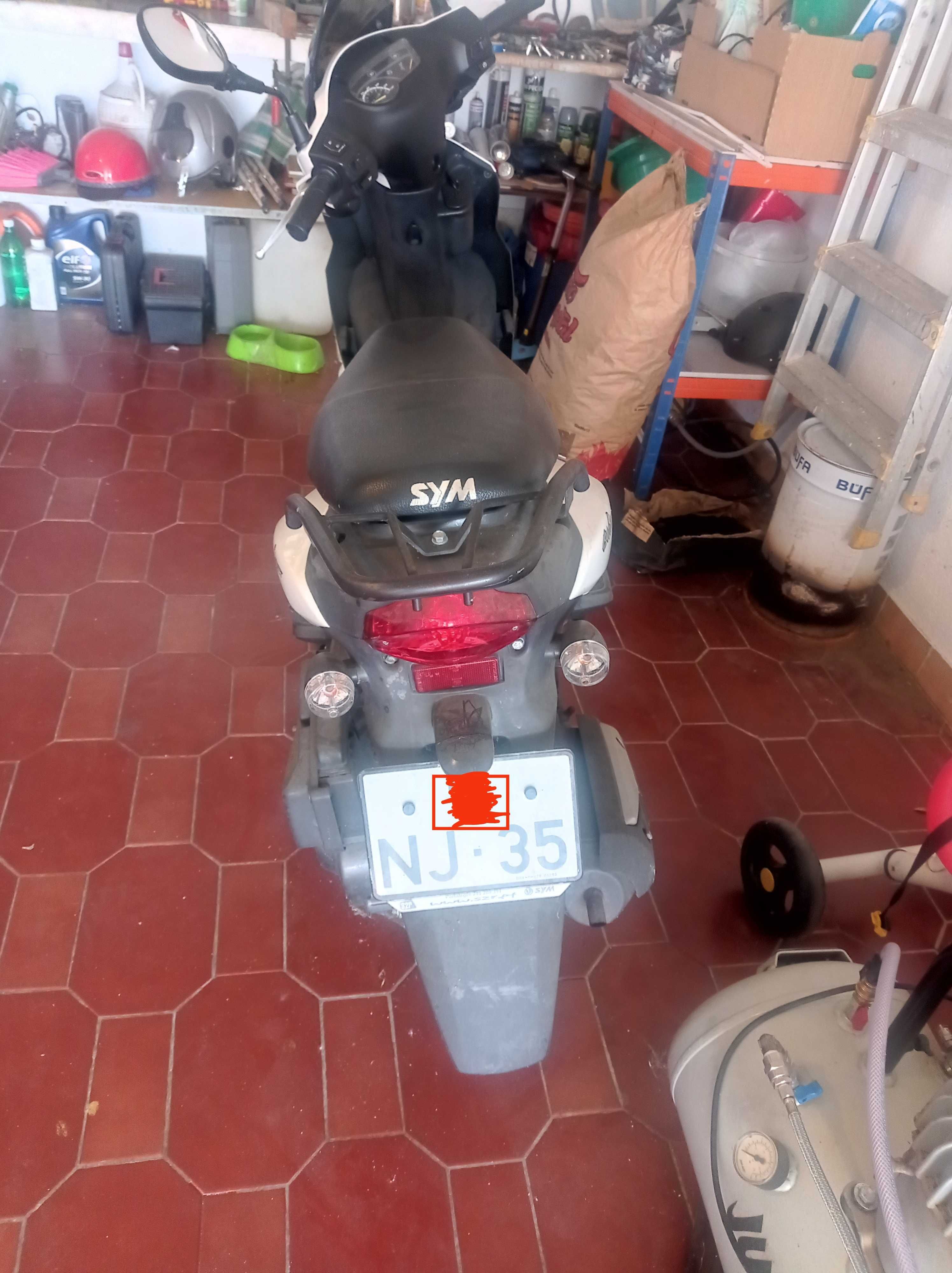 Scooter Orbit 125, 8700 km