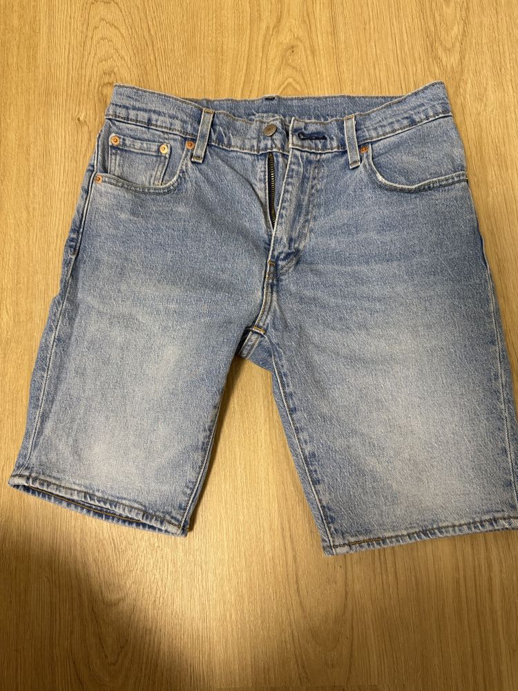 Чоловічі блакитні джинсові шорти Levis