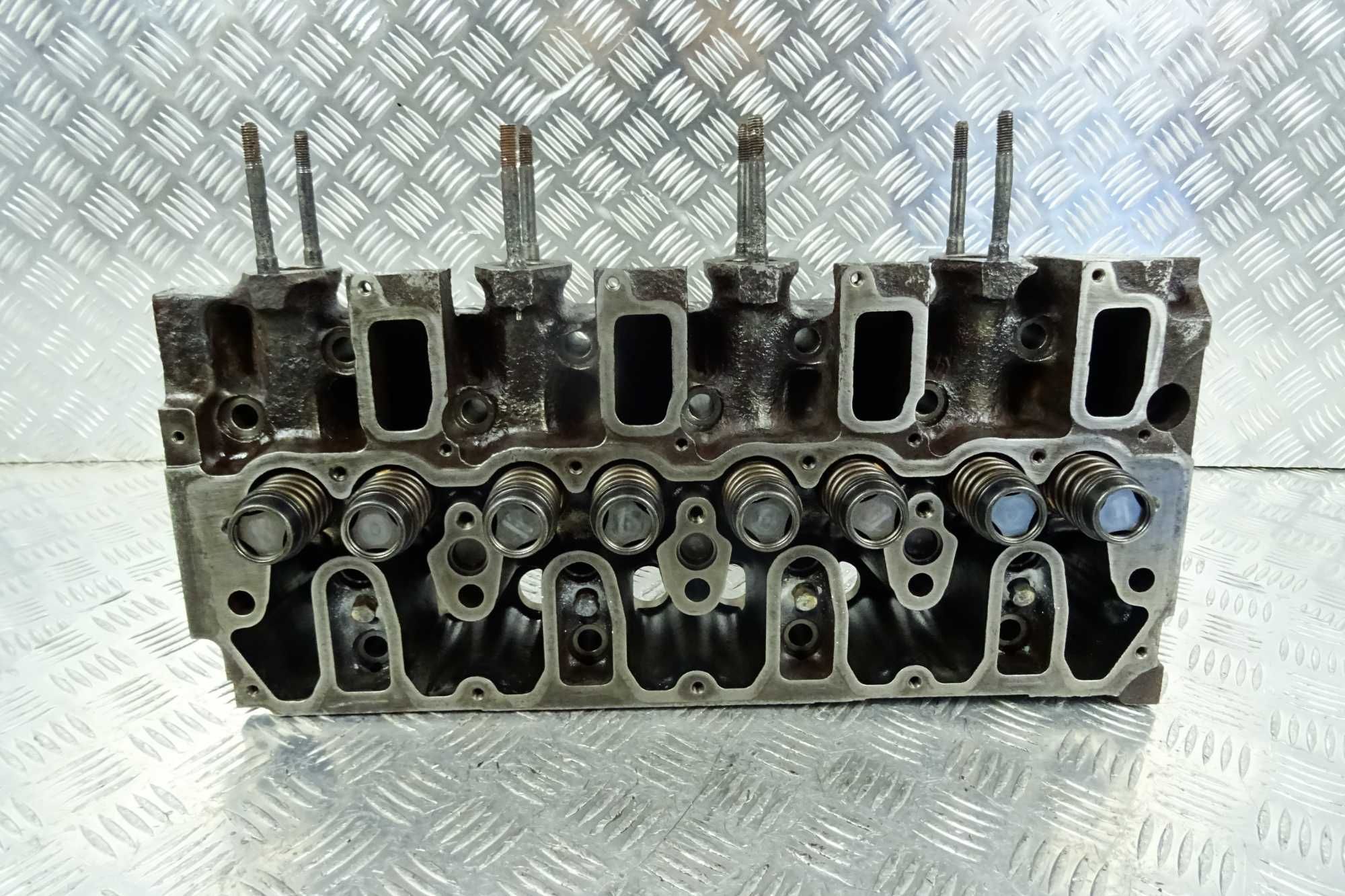 Głowica do silnika Deutz BF4M2012. Cylinder head