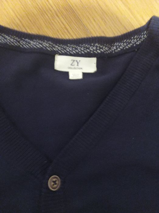 Sweat carapuço+casaco malha Mayoral +casaco Zippy €22 as 3 peças