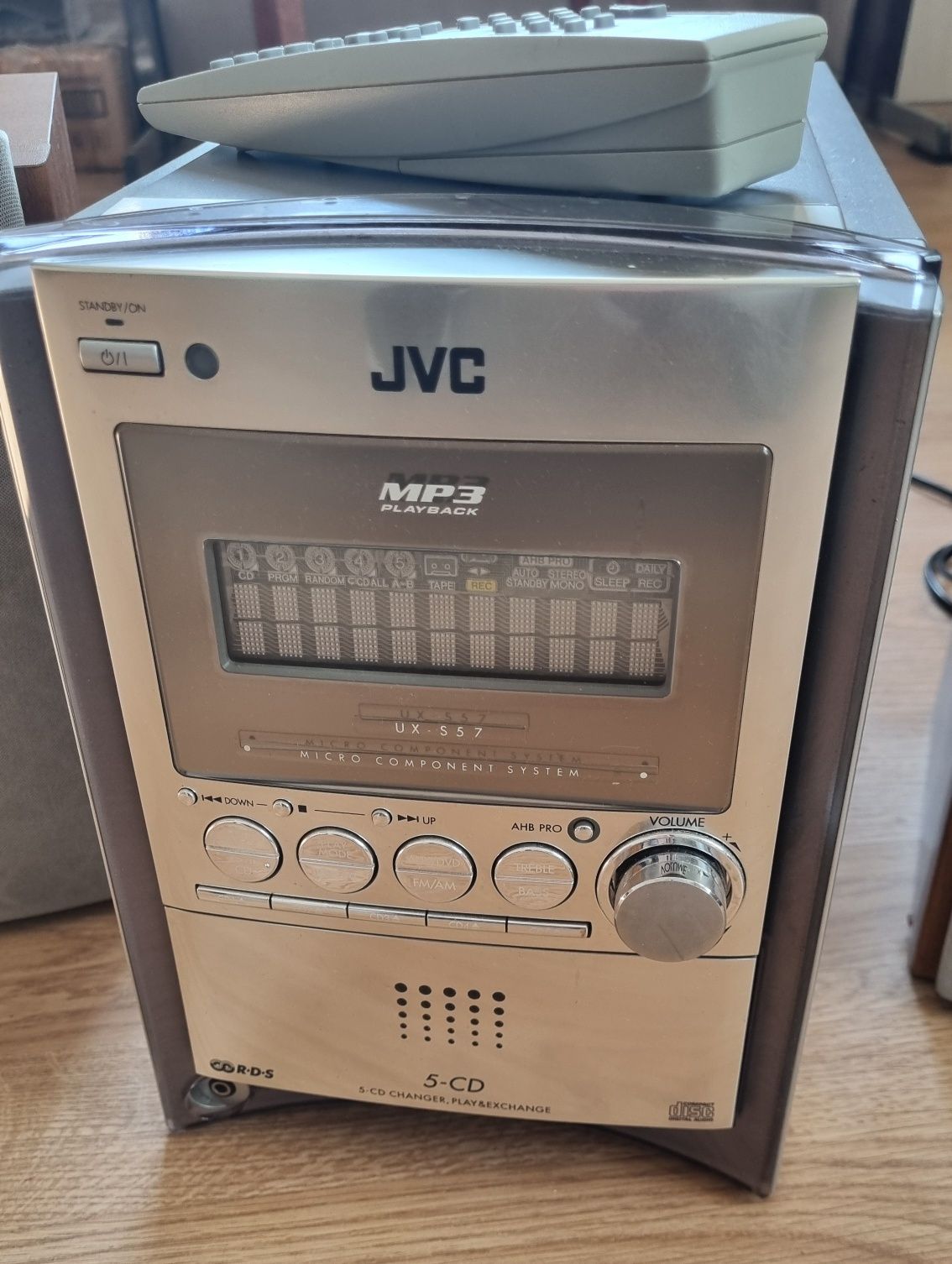 Продам музичний центр JVC Micro Component system model