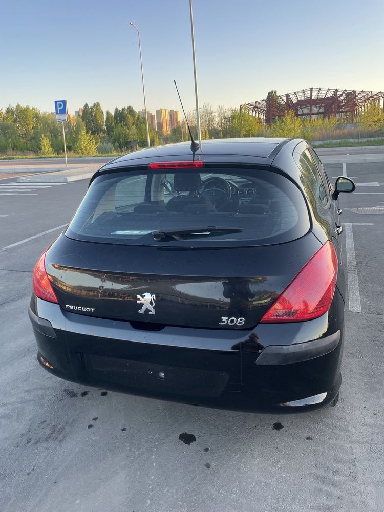 Peugeot 308 Пежо