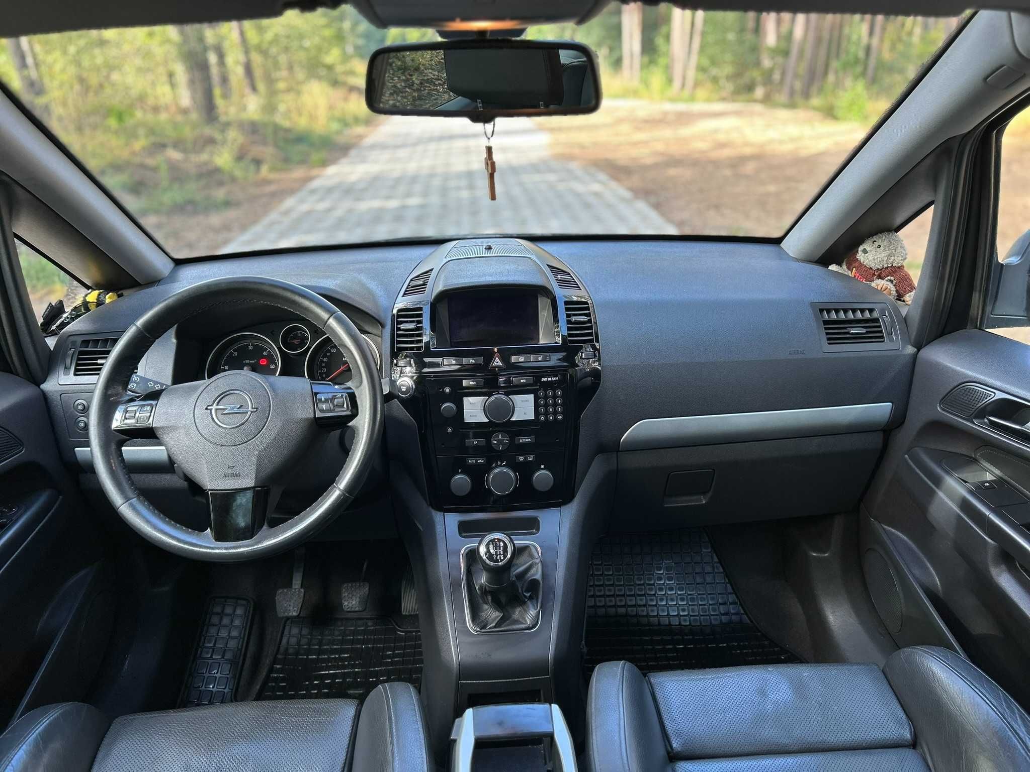 OPEL Zafira B 1.7 CDTI, 7 os. COSMO, RECARO, 2010 r.