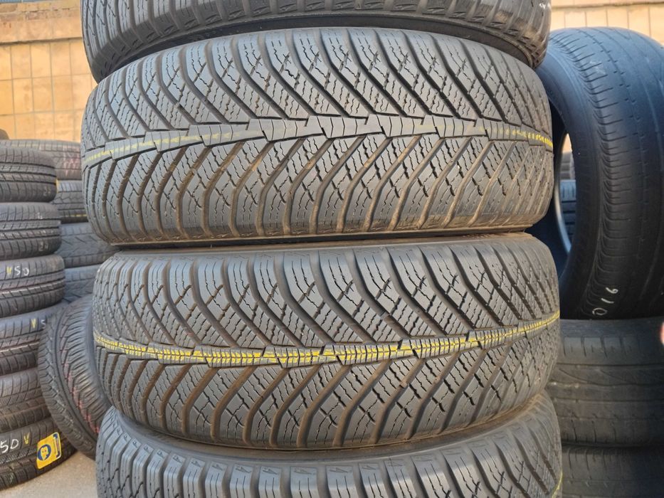 Шини 195/60 R15 Kumho Solus HA31 Комплект Зима